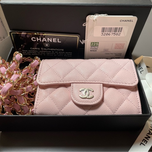 Chanel Flap Card Holder - Picture 1 of 11